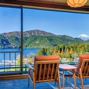 **** Ryokan Ryuguden Japan